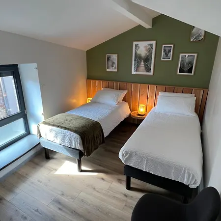Holiday home Parenthese Au Vivier *